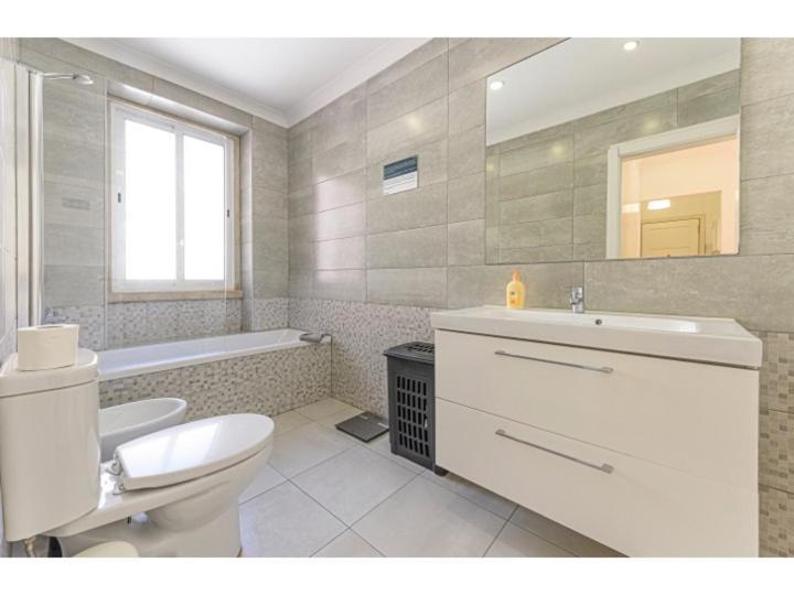 Houze_central 4 Flat Apartment Lissabon