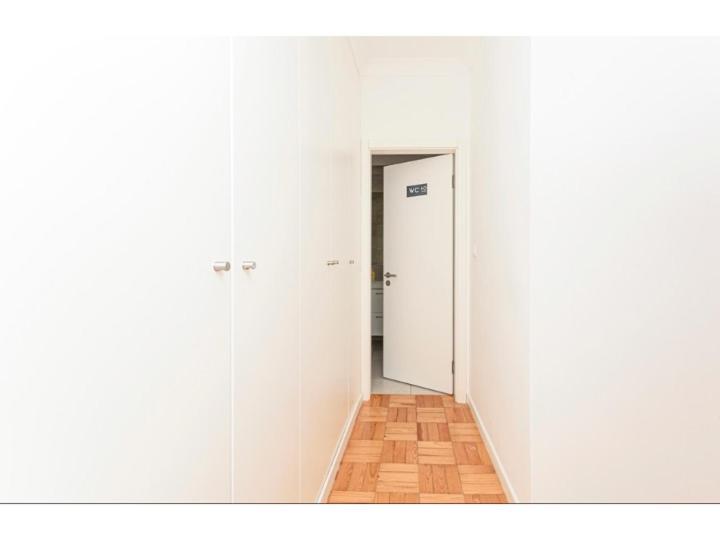 Houze_central 4 Flat Apartment